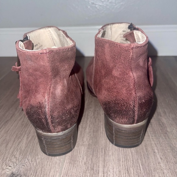 Freebird by Steven Onyx handcrafted bootie, in wine suede. - Picture 3 of 7